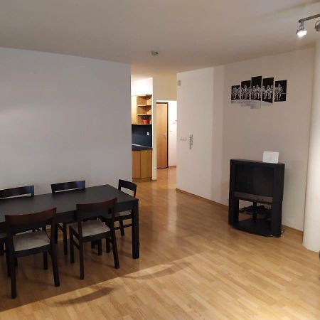 Kate & Jenny - Two-Level Apartment In The Old Town Bratislava Ngoại thất bức ảnh