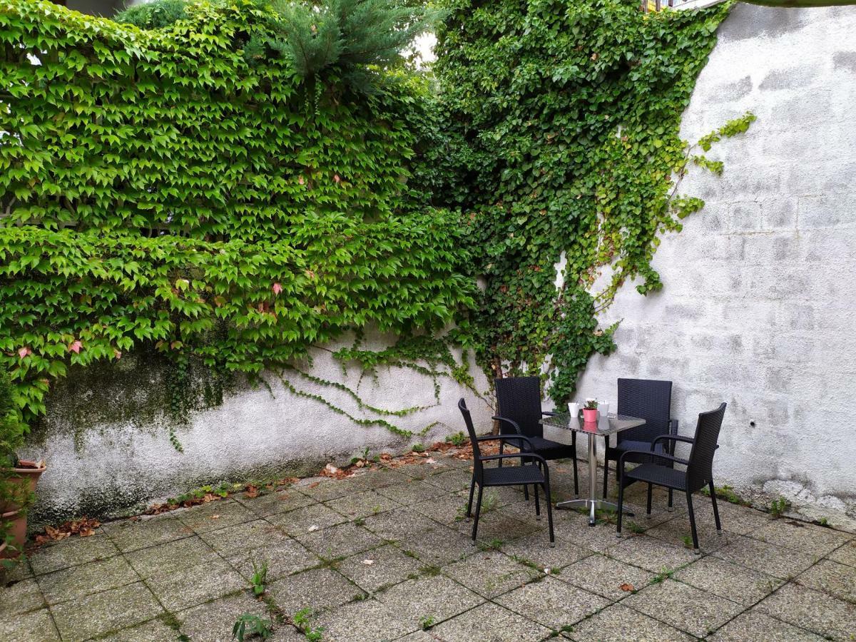 Kate & Jenny - Two-Level Apartment In The Old Town Bratislava Ngoại thất bức ảnh