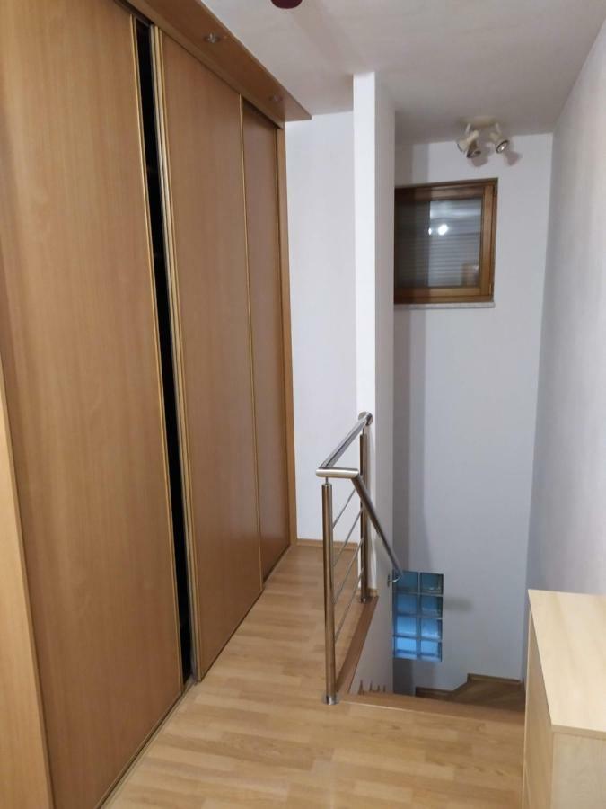 Kate & Jenny - Two-Level Apartment In The Old Town Bratislava Ngoại thất bức ảnh