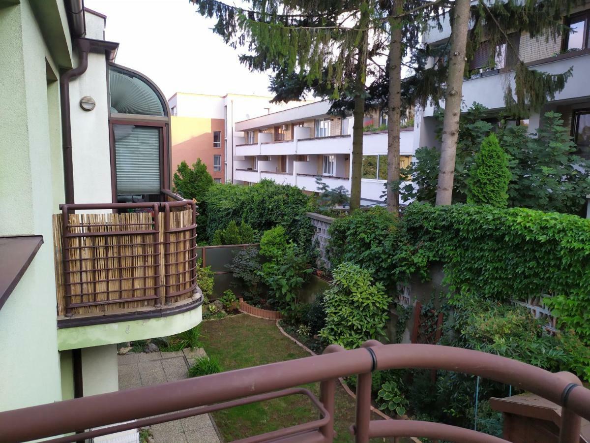 Kate & Jenny - Two-Level Apartment In The Old Town Bratislava Ngoại thất bức ảnh